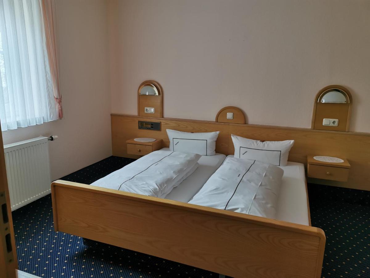 Hotel Ebner Bad Konigshofen im Grabfeld Ngoại thất bức ảnh